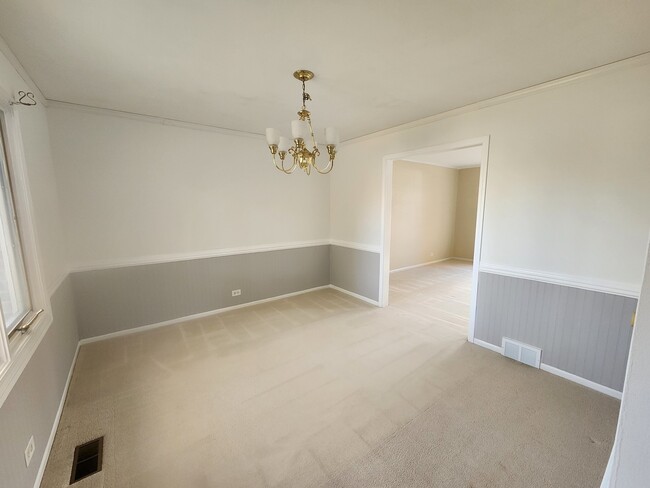 Building Photo - 636 Nordic Ct