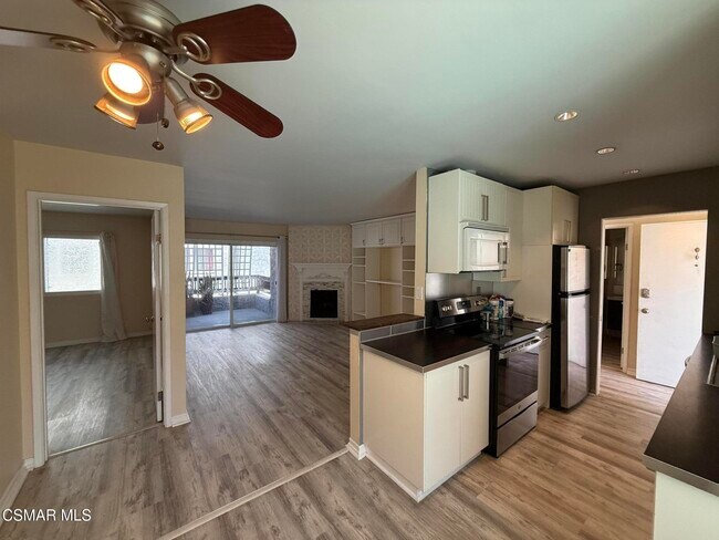 Foto del edificio - 8635 Falmouth Ave
