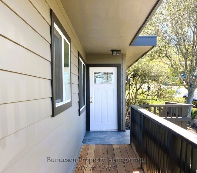 Foto del edificio - 77 Sunny Hill Dr