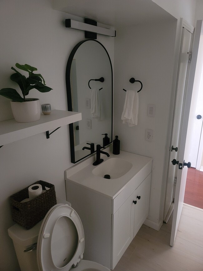 Building Photo - 51 Golfers Loop