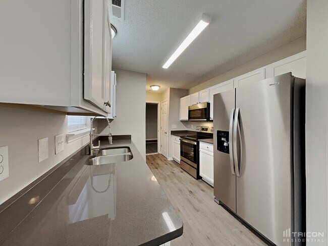 Foto del edificio - 9923 Austin Samuel Pl