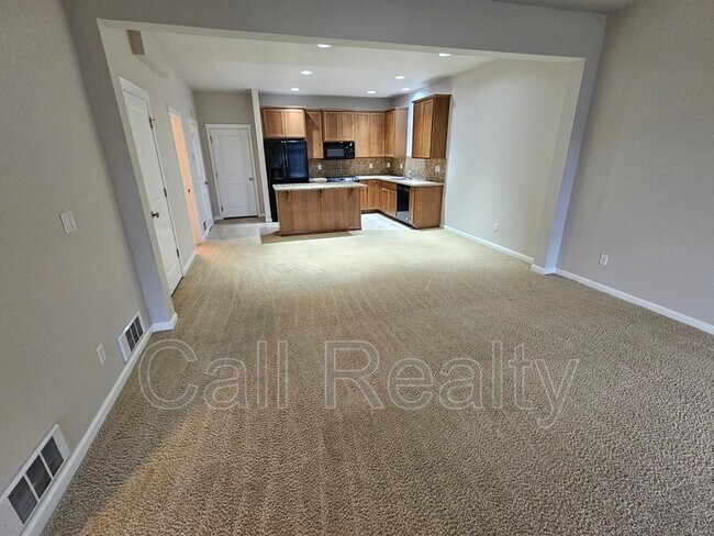 Building Photo - 2200 N Country Vista Blvd