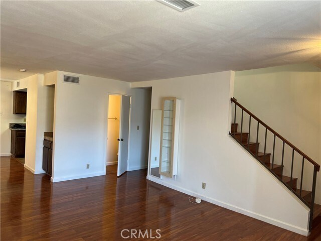 Building Photo - 2608 W Grand Ave