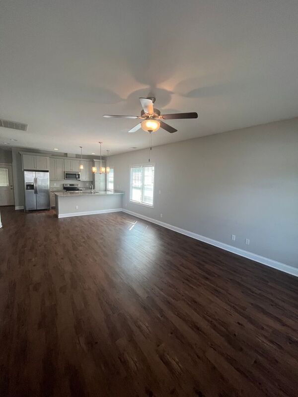 Building Photo - 5344 Roosevelt Rd