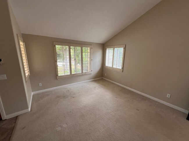 Building Photo - Great Family Home