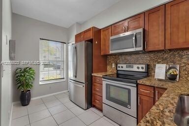 Foto del edificio - 16640 Hemingway Dr