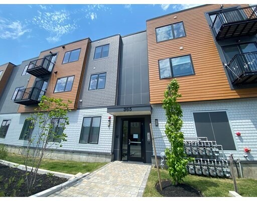 Foto principal - 385 Pleasant St