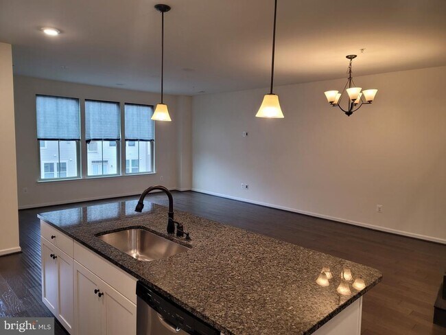 Foto del edificio - 41438 Black Cherry Terrace