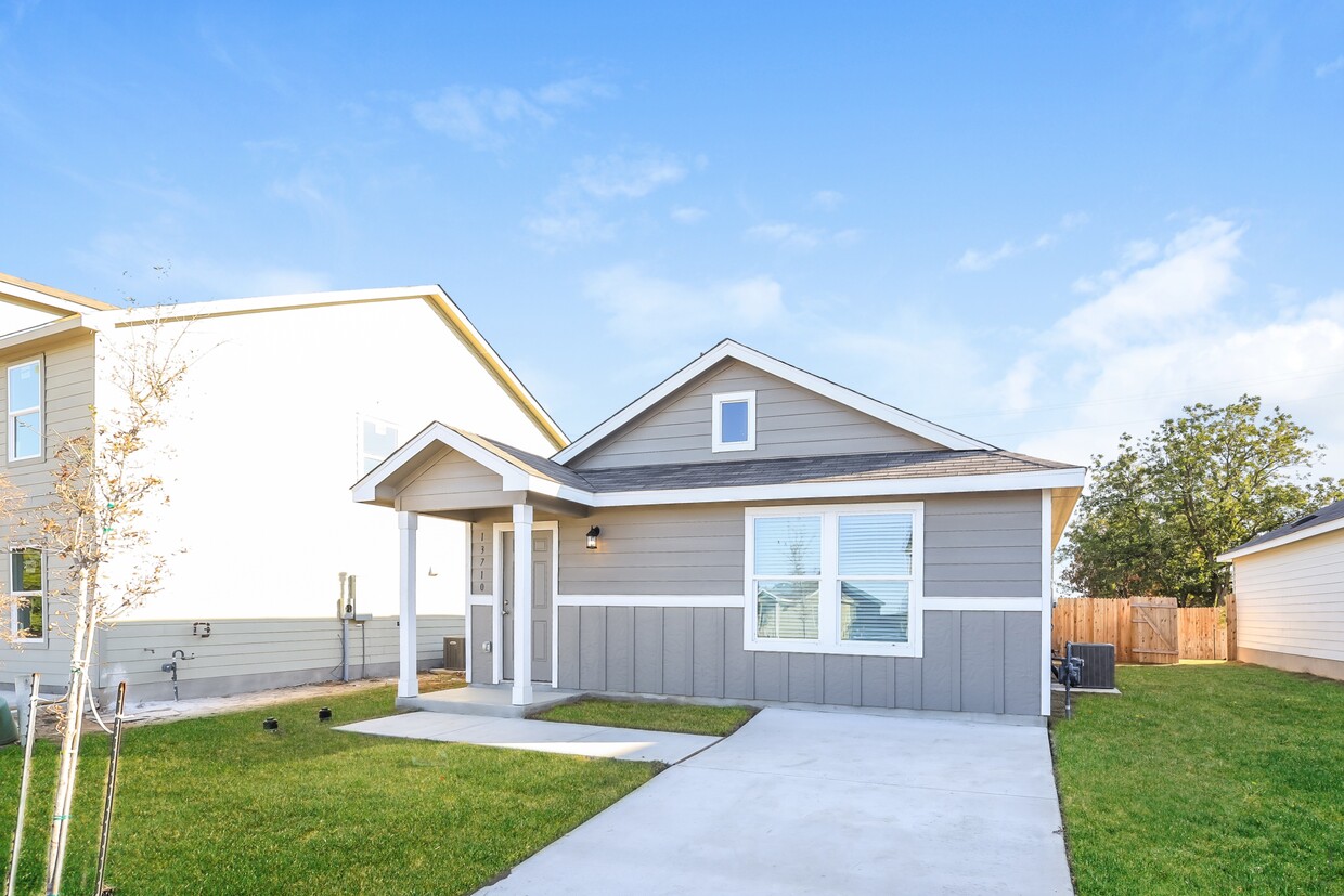 Foto principal - 13710 Haystack Rdg