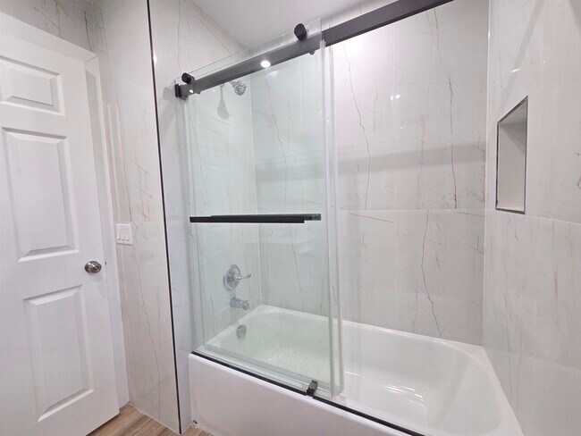 Foto del edificio - 120 W 44th St