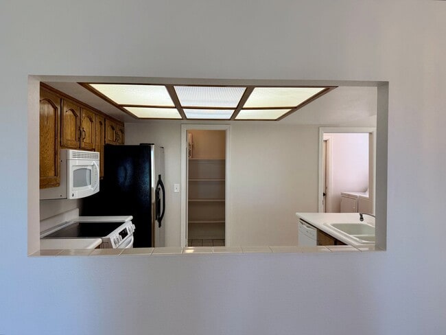 Building Photo - Townhouse on Mesa Del Sol Golf Course