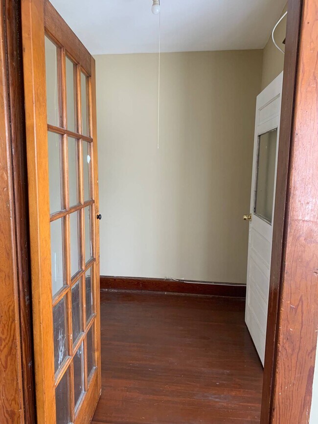 Foto del edificio - 857 Oakwood Ave
