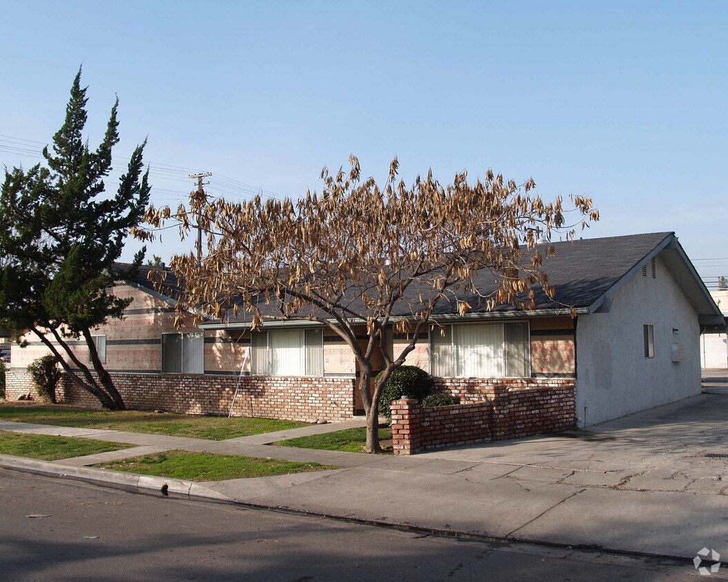 Foto del edificio - 2318 N West Ave