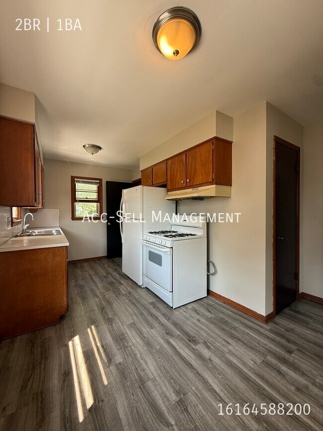 Foto del edificio - 4325 Stuart Ave SE