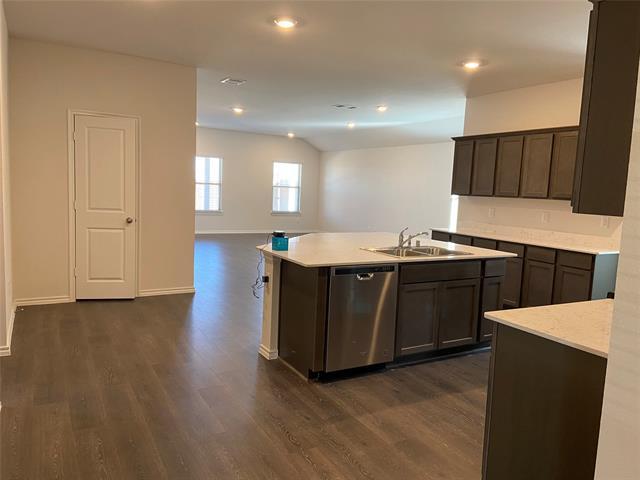 Building Photo - 1501 Bridle Dr