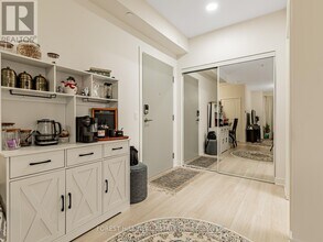 Building Photo - 30 Upper Mall Wy