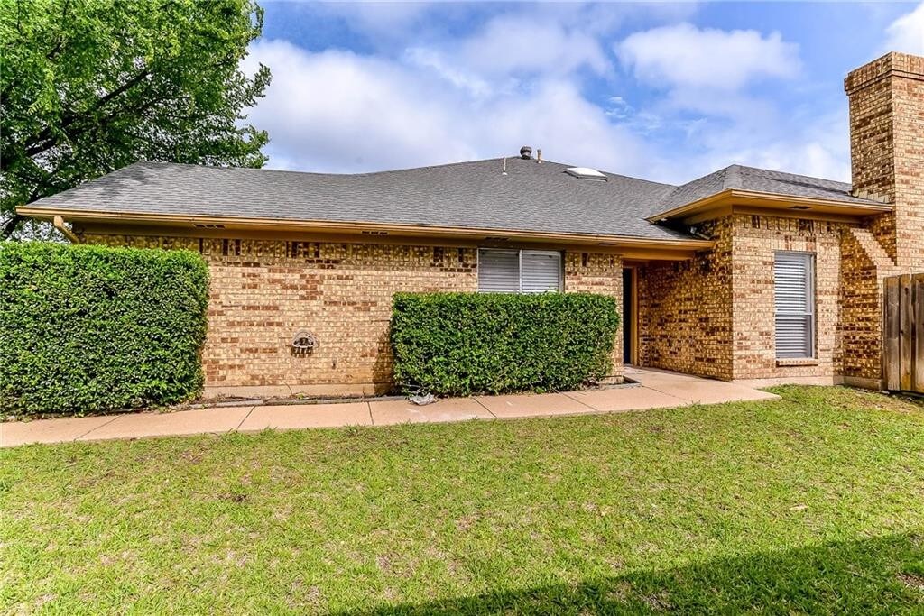 1106 Wimbledon Ln, Plano, TX 75075 Townhome Rentals in Plano TX