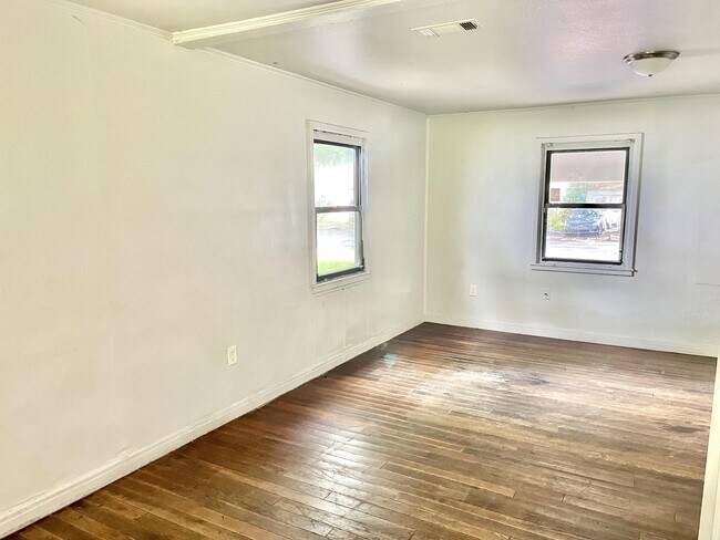 Foto del edificio - 3216 Brady St