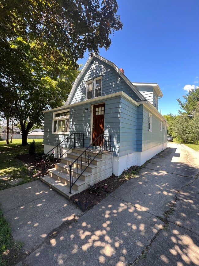 Building Photo - 2359 Watson Marshall Rd