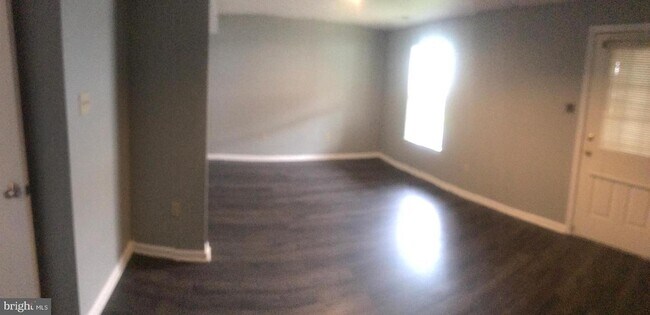 Building Photo - 3905 Friar St
