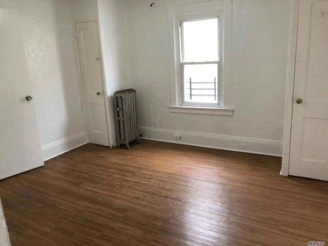 Foto principal - 88-10-88170 170th St