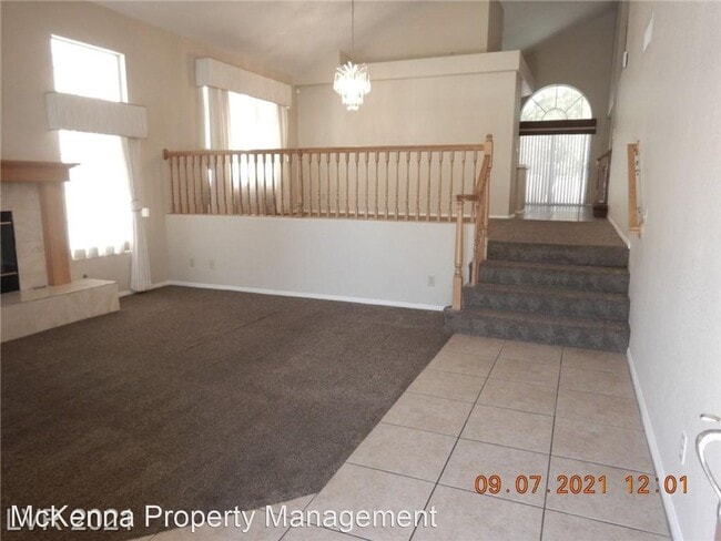 Building Photo - 4 br, 3 bath House - 902 Squaw Peak