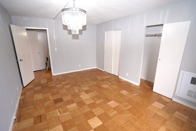 Foto del edificio - 77 Pond Ave