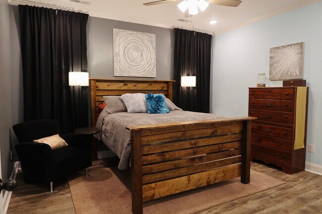 Foto del edificio - 15695 Landview Ln