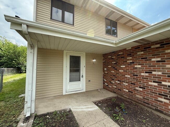Building Photo - 4575 Jefferson St