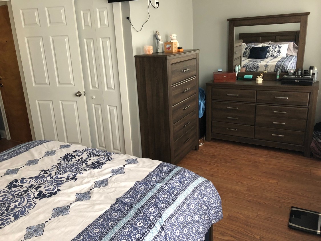Bedroom 1 - 236 Walnut St
