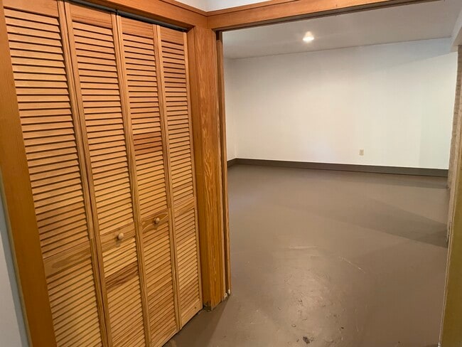 laundry room-bifold doors - 127 Flint St