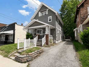 Building Photo - 885 Brown St
