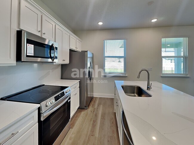 Foto del edificio - 2783 Robinson Rnch Rd