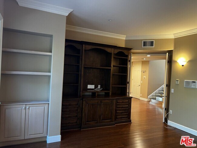 Foto del edificio - 2357 Brookshire Ln