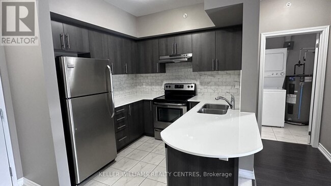 Building Photo - 40 Ferndale Dr S