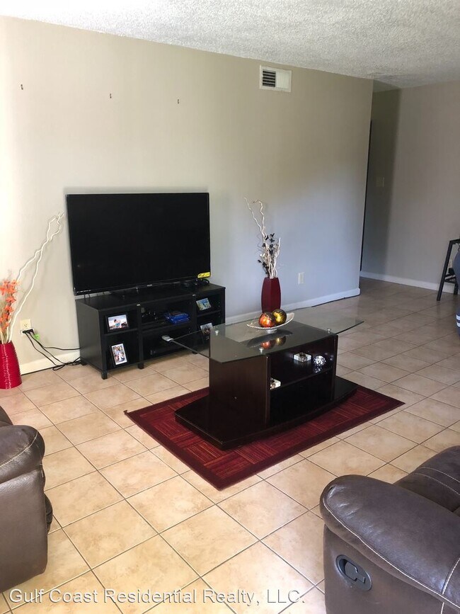 Building Photo - 4309 Scovel Ave