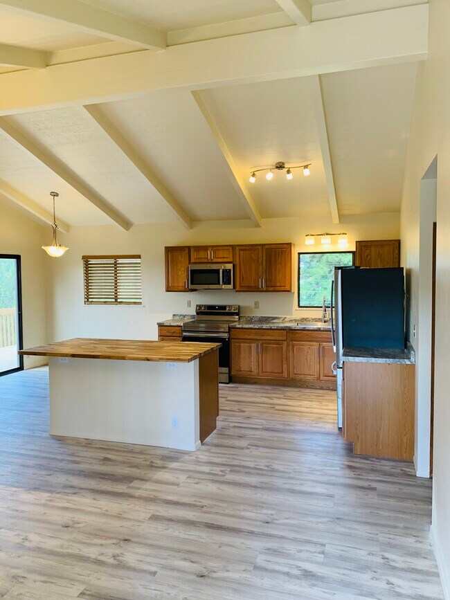 Foto del edificio - 2751 Palalani St