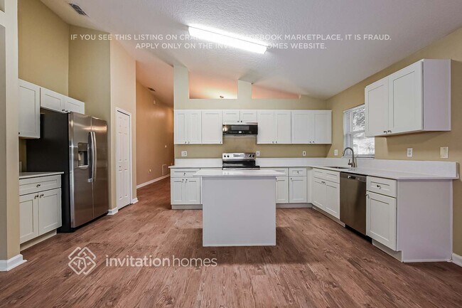 Foto del edificio - 2875 Spring Heather Pl