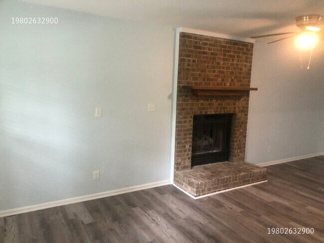 Foto del edificio - 10009 Rockwood Rd