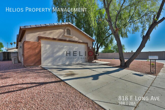 Foto del edificio - 818 E Long Ave