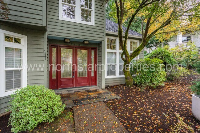 Foto del edificio - Spacious Elegance in Lake Oswego