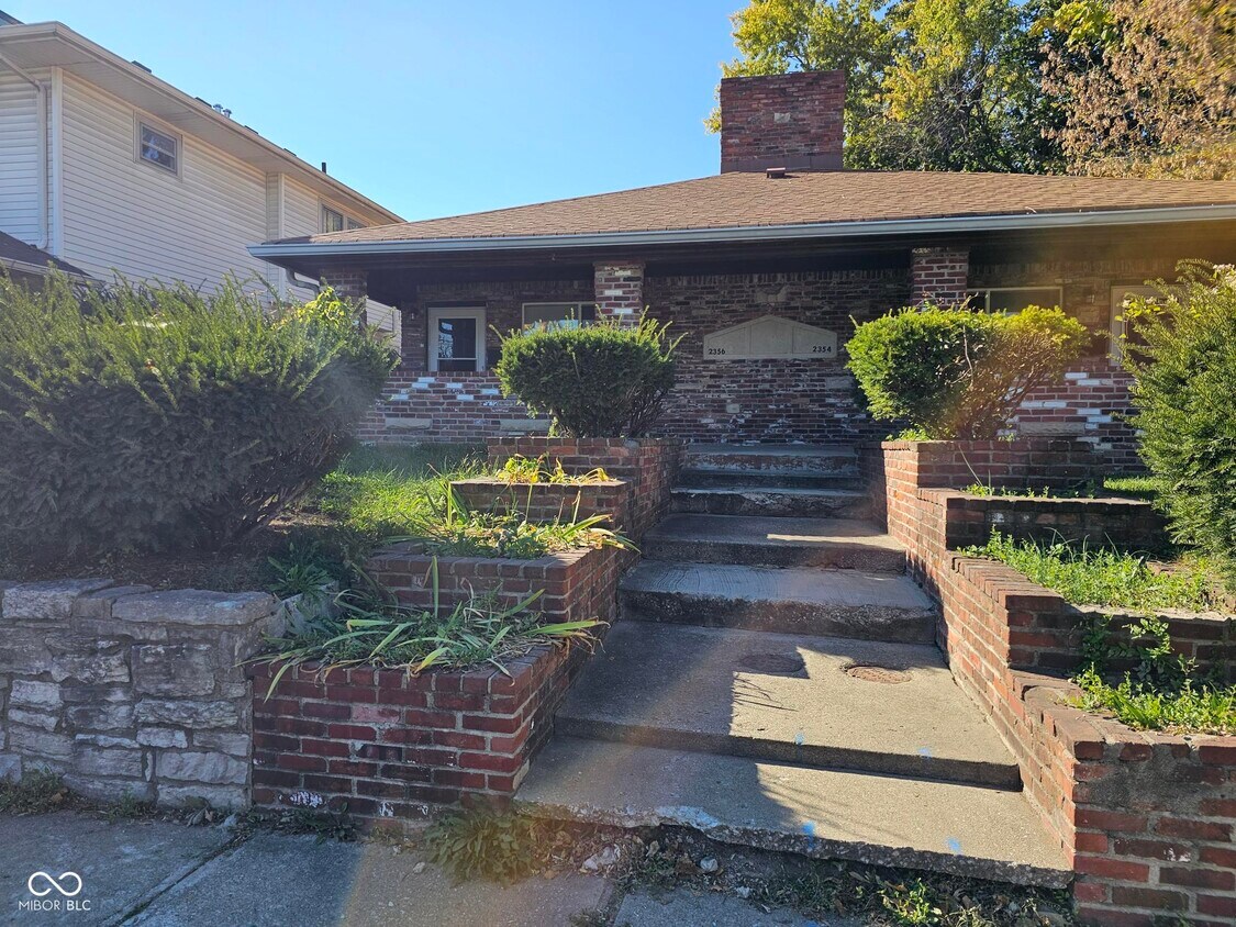 Primary Photo - 2356 Shelby St