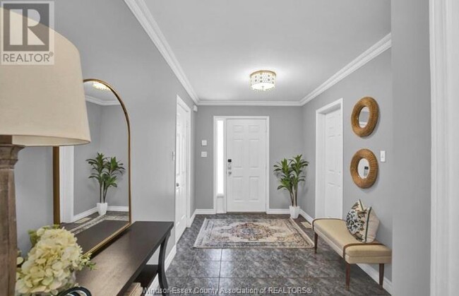 Building Photo - 1408 Mickaila Cres