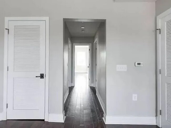 Building Photo - 10 Florida Ave NE