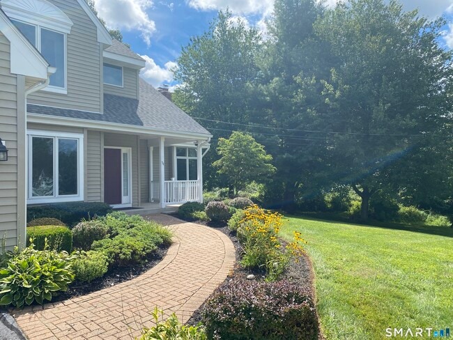Building Photo - 54 Winchester Dr
