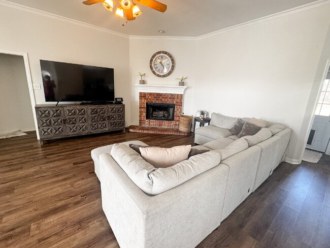 Foto del edificio - Beautiful Keene Home - 5 Bedroom, 2.5 Bath