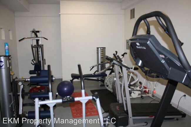 Foto del edificio - 2 br, 2 bath House - 307 NE 85th St Unit 307K