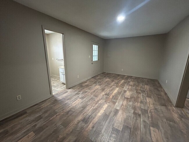 Foto del edificio - 430 S Washington Ave