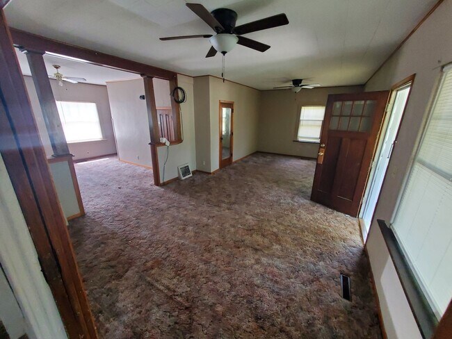 Foto del edificio - Large 4+ Bedroom house in Rockwell City $895