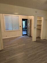 Building Photo - 14755 Armstrong Woods Rd